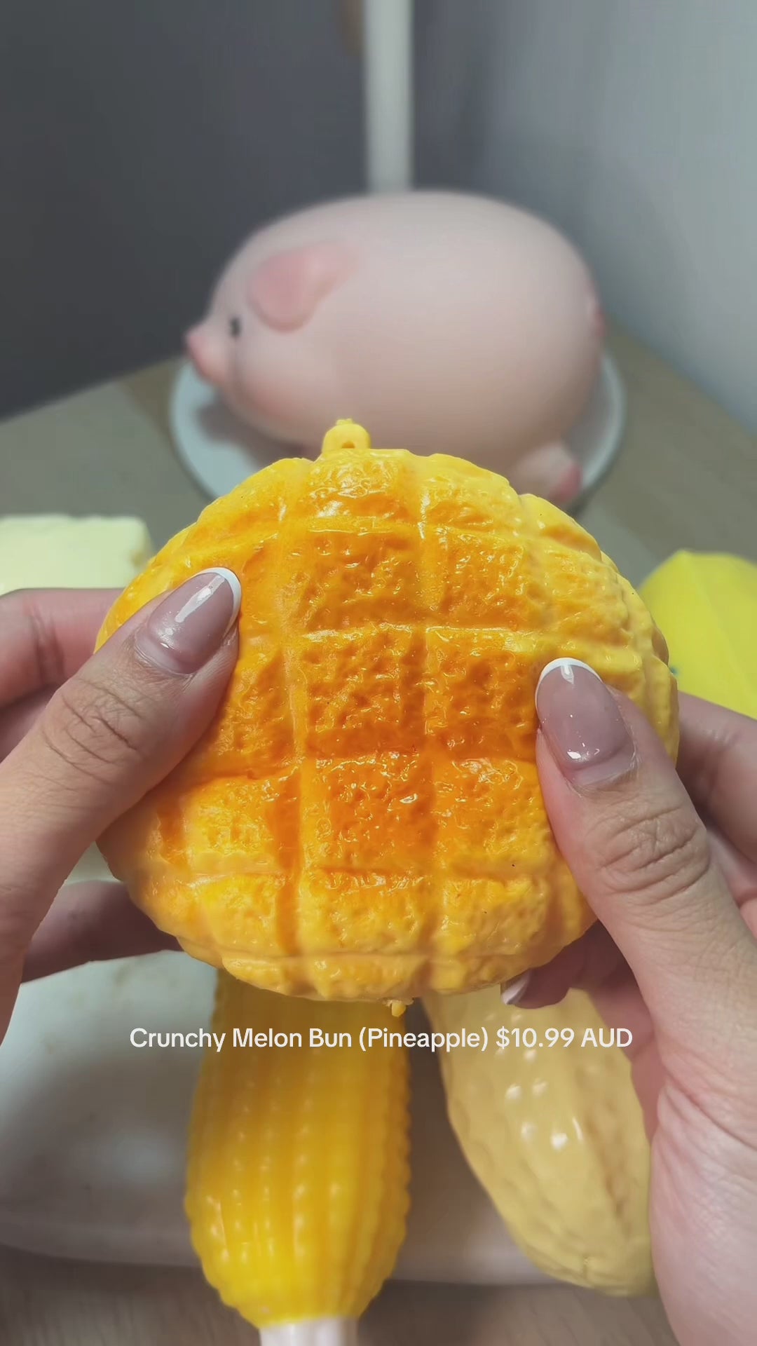 Crunchy Melon Bun Squishy